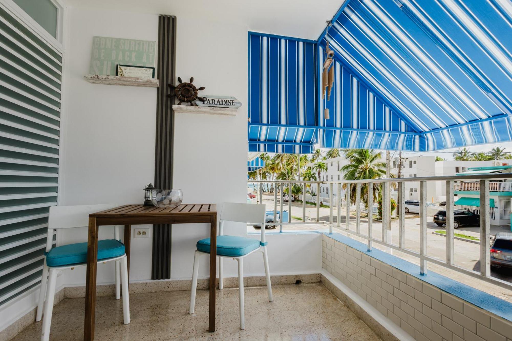 Oceanview Apartment Steps To The Beach Luquillo Eksteriør billede