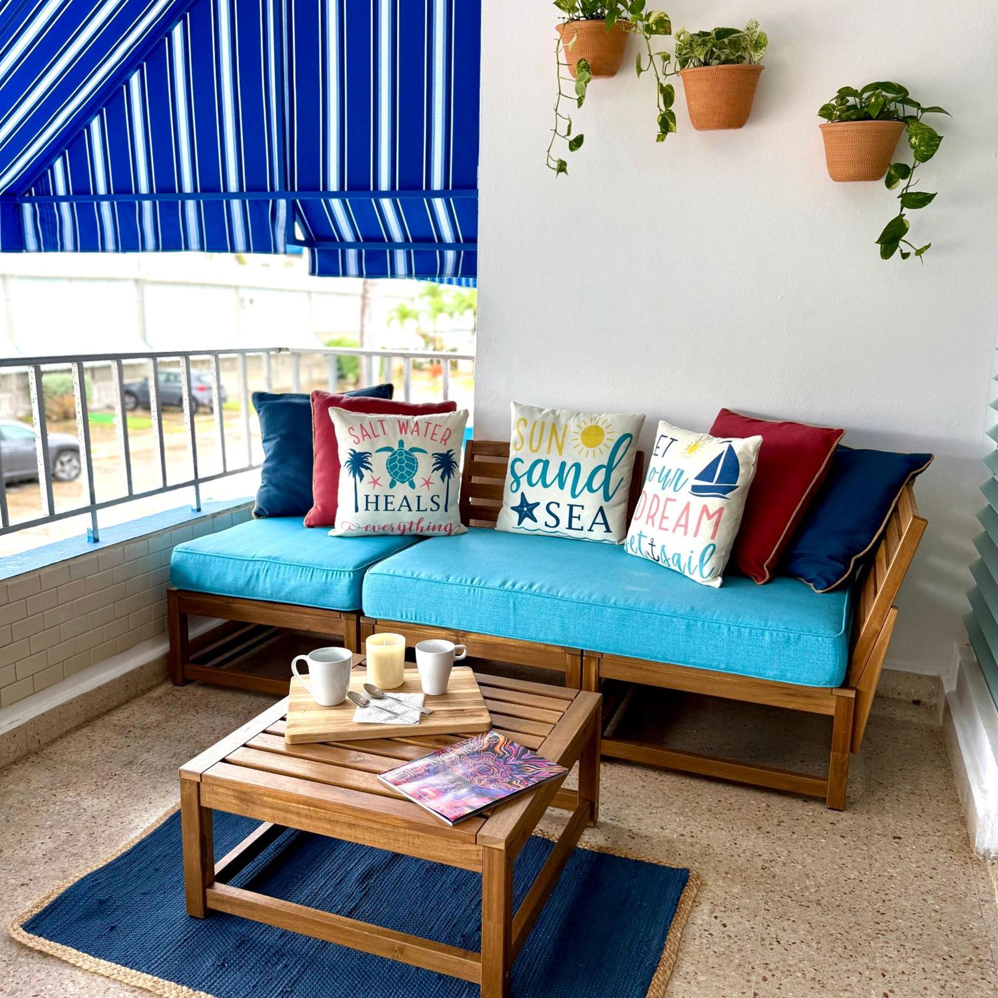 Oceanview Apartment Steps To The Beach Luquillo Eksteriør billede
